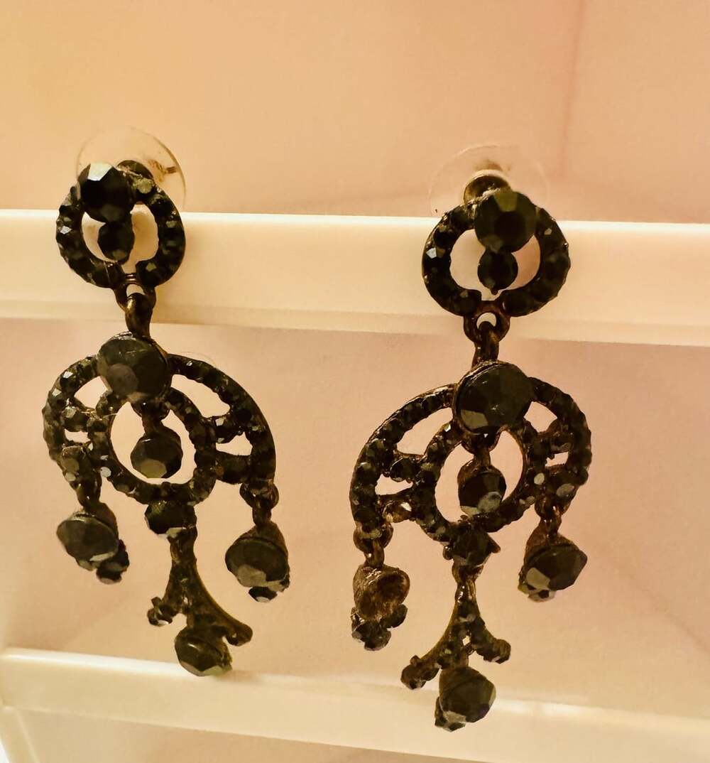 Vintage Crystal Chandelier Drop Earrings Black Gunmetal